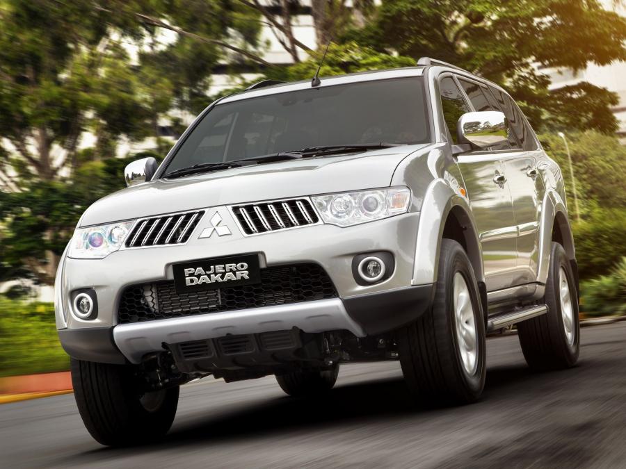  Mitsubishi Pajero Dakar 2010 года  (фото 4 из 9)